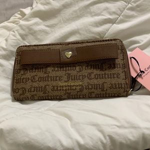 NWT Juicy Couture Peek A Bow Chestnut Wallet